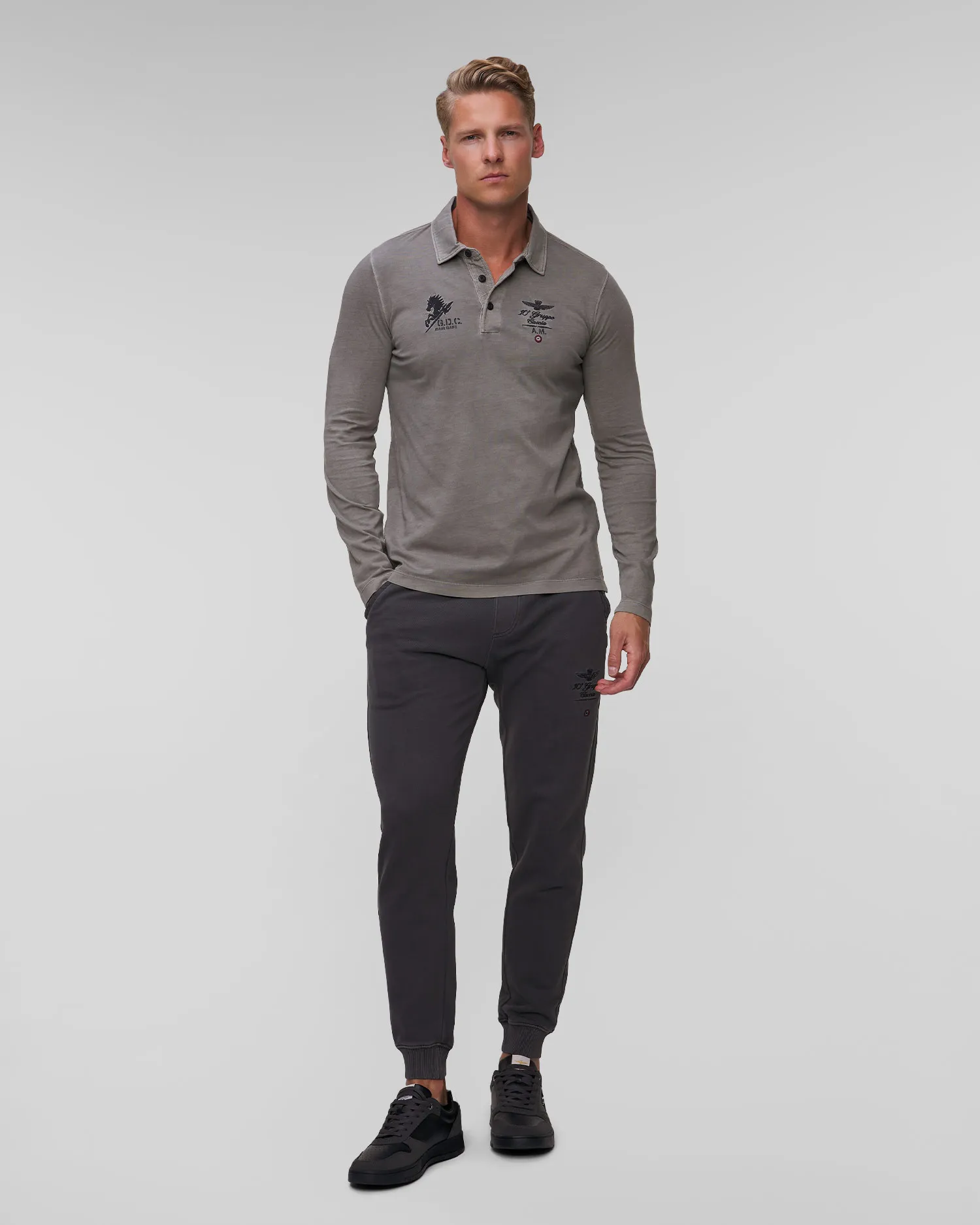Maglietta a maniche lunghe grigio chiaro da uomo Aeronautica Militare 242PO1809J633-57580