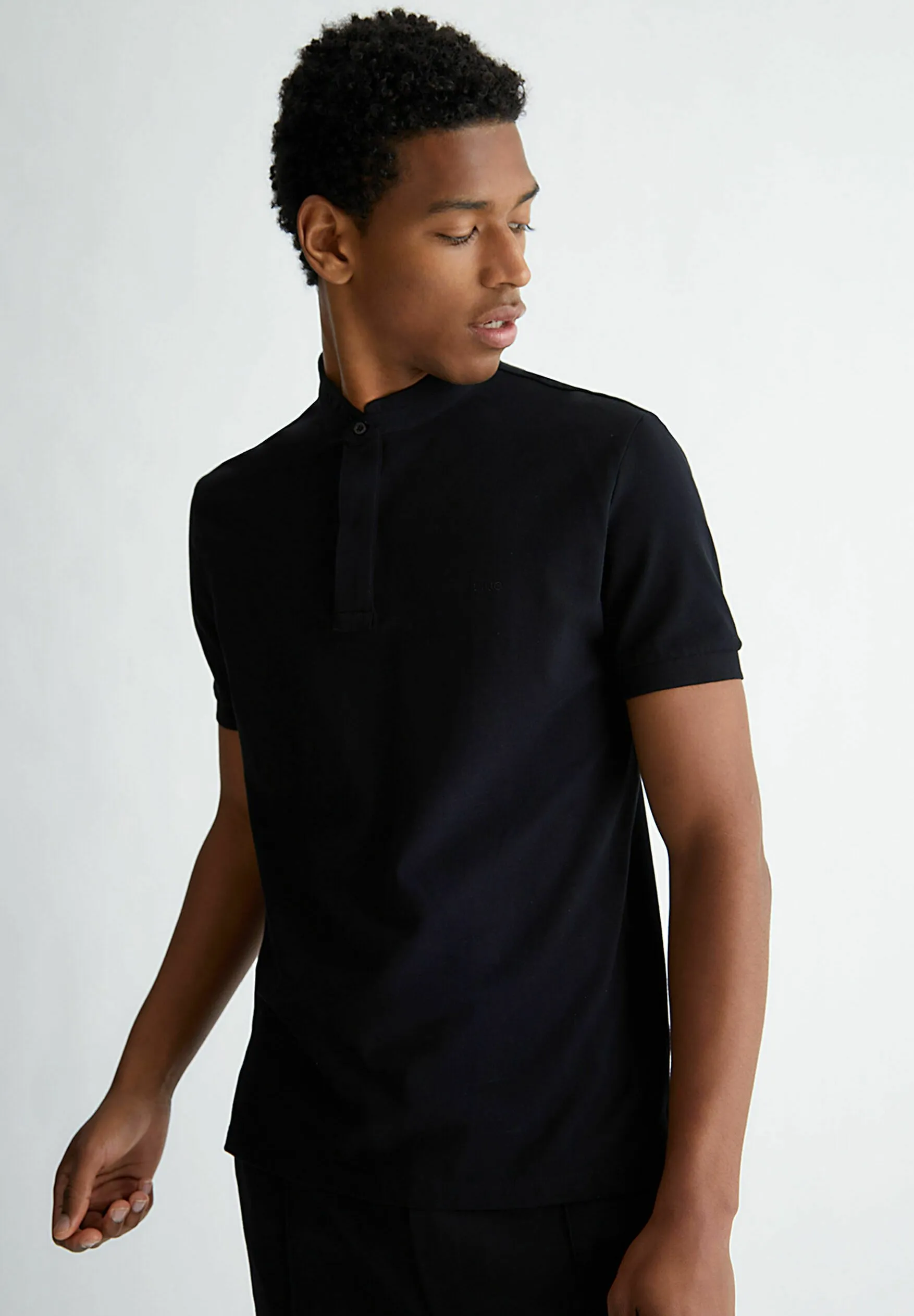 WITH MANDARIN COLLAR - T-shirt basic